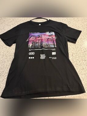 Black Los Angeles Graphic Tee - Women’s Casual Shirt